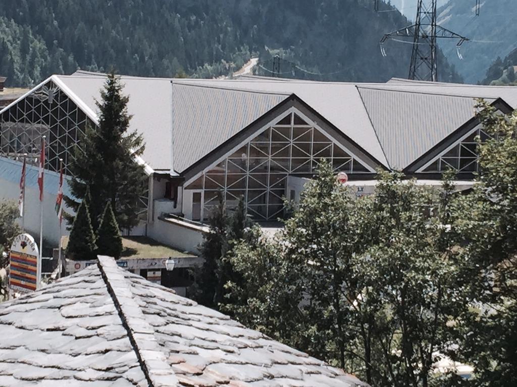 Haus Valesia Apartment Leukerbad Exterior photo