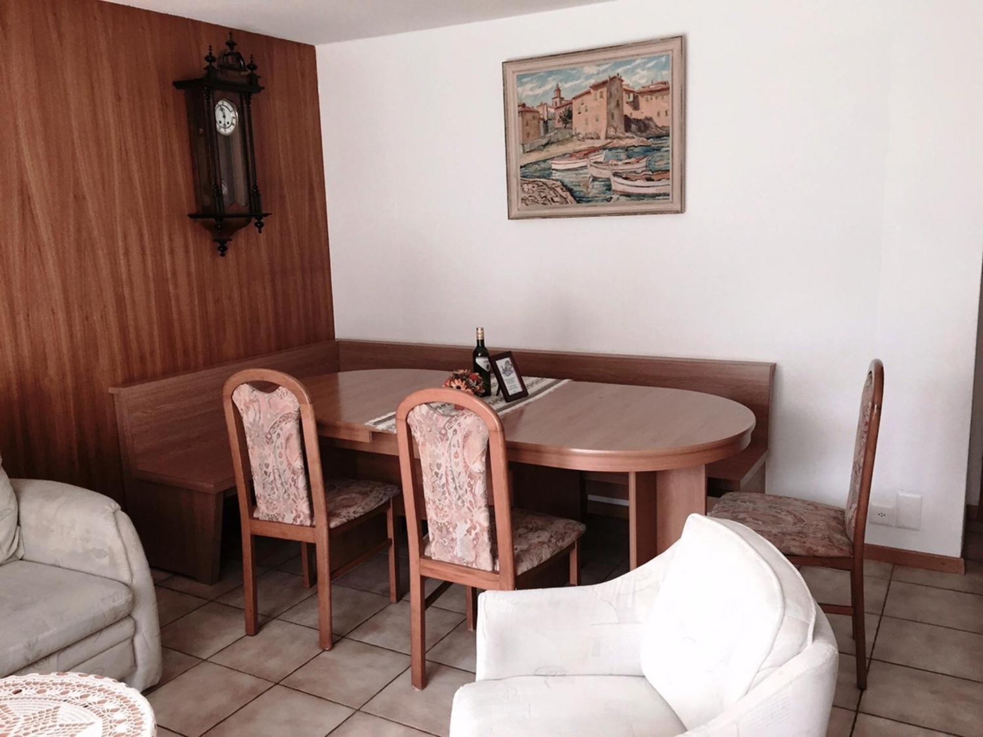 Haus Valesia Apartment Leukerbad Room photo